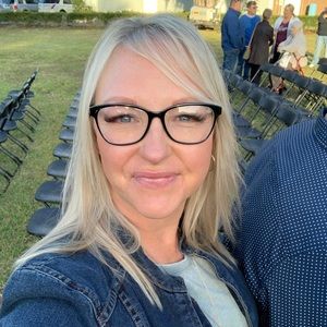 Meet your Posher, Sherry